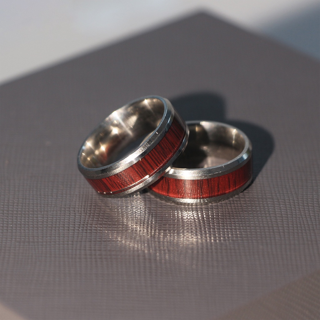 Hu Hu Hu Hu Hu Alat Bantu Pasang Kacamata♡ Cincin Bahan Titanium Steel Motif Kayu Untuk Hadiah Valentine