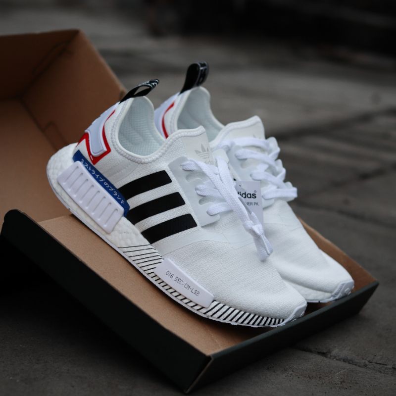 Adidas nmd r1 white japan / Sepatu Adidas / Sepatu pria