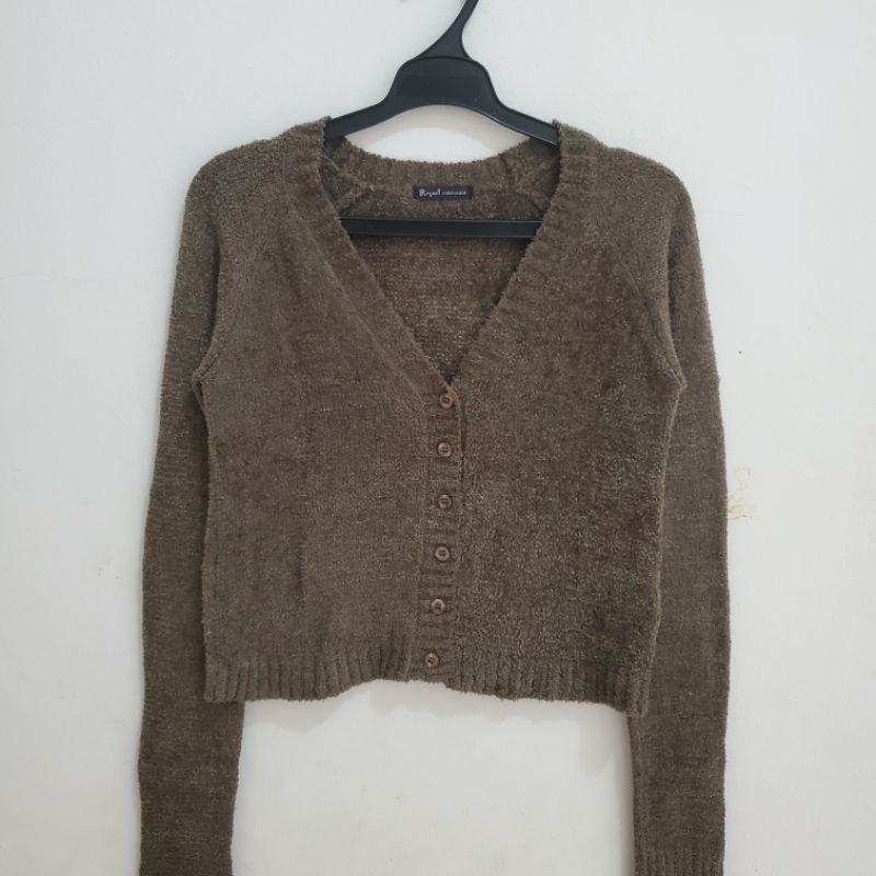 Thrift Cardigan Rajut Crop