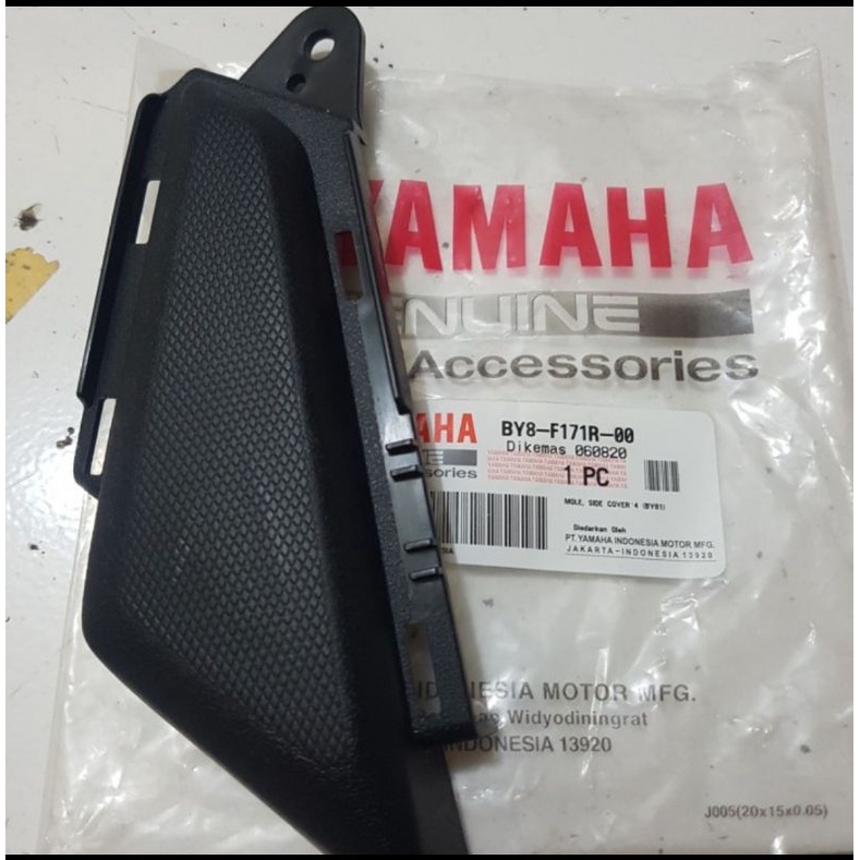 COVER SAMBUNGAN BODY KECIL KANAN MOLE SIDE COVER 4 BY8-F171R-00 YAMAHA X-RIDE 125 PART ORIGINAL YAMA