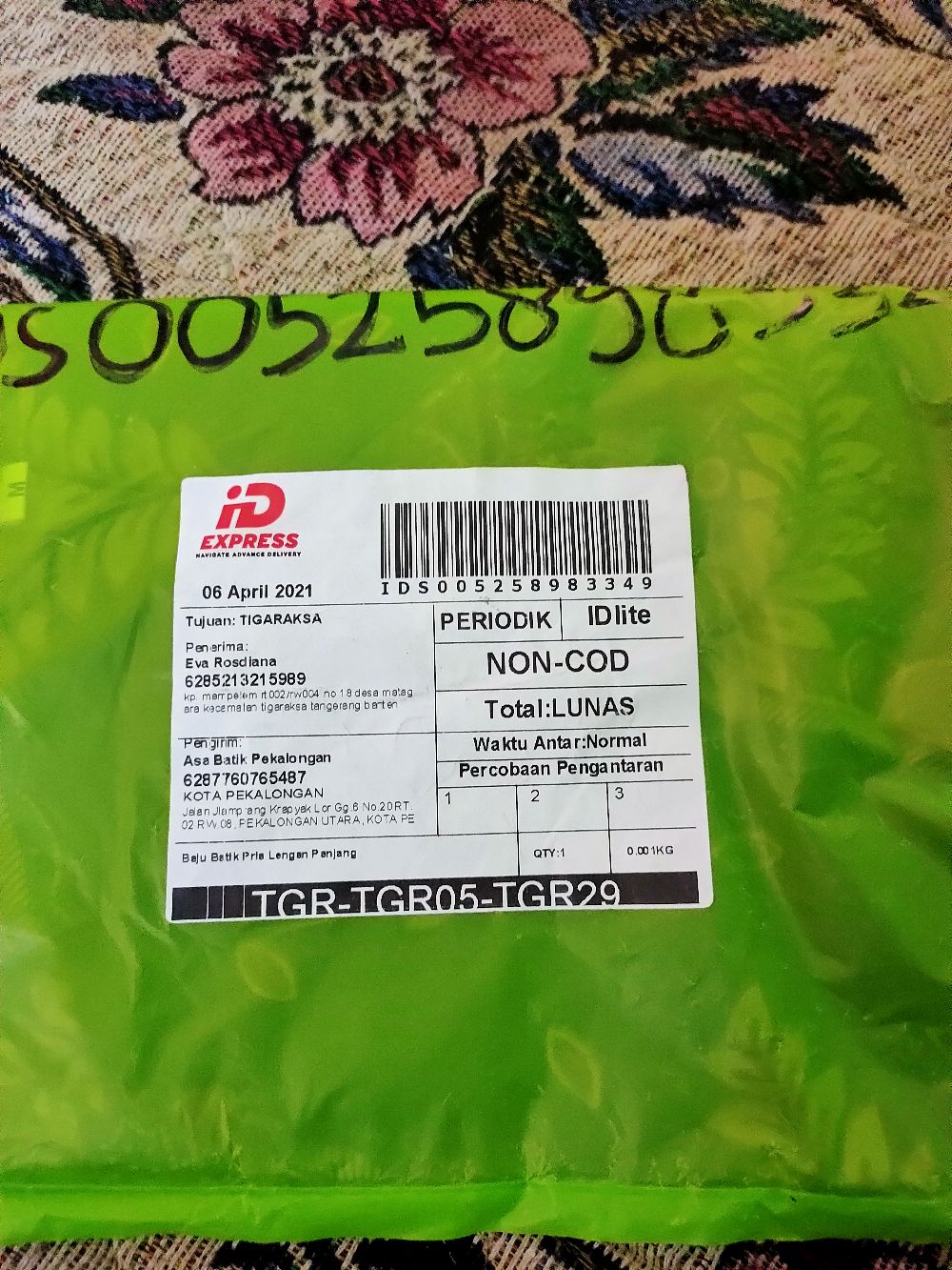 Kemeja Batik Pria Lengan Panjang - Reguler Fit Asa11