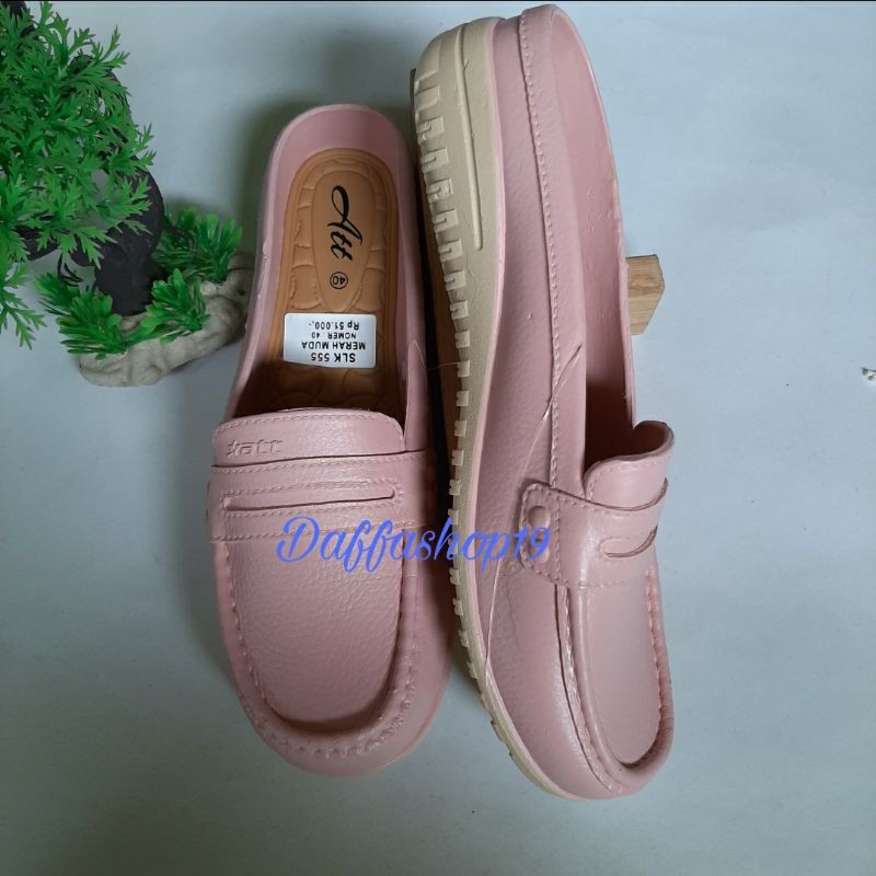 Sepatu Selop Karet Wanita ATT slk 555