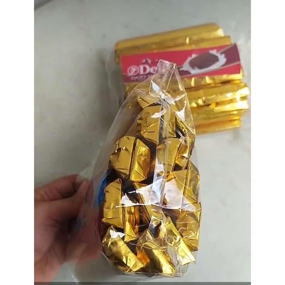 

Coklat Delfi