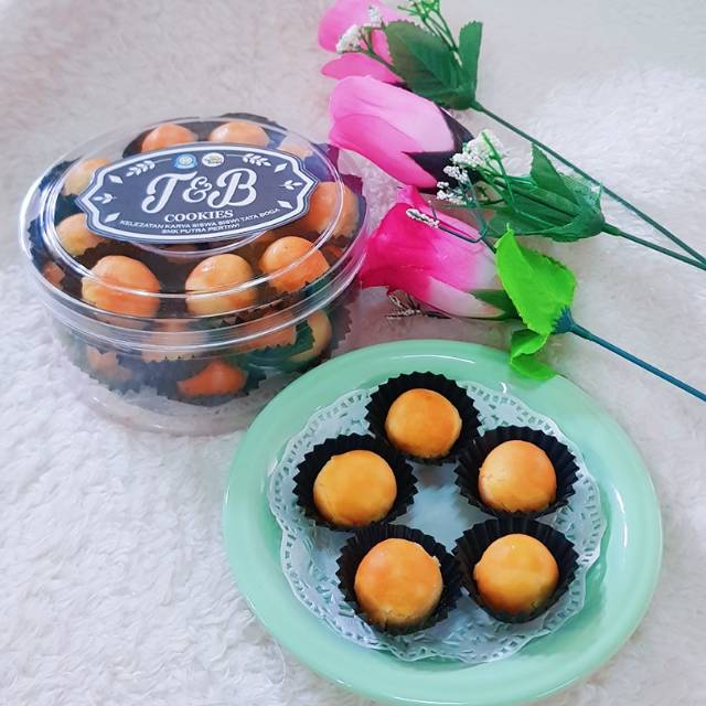 

Kue lebaran cookies nastar nanas homade bahan berkualitas lembut