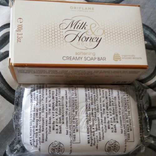 Milk &amp; Honey Gold Softening Creamy Soap Bar