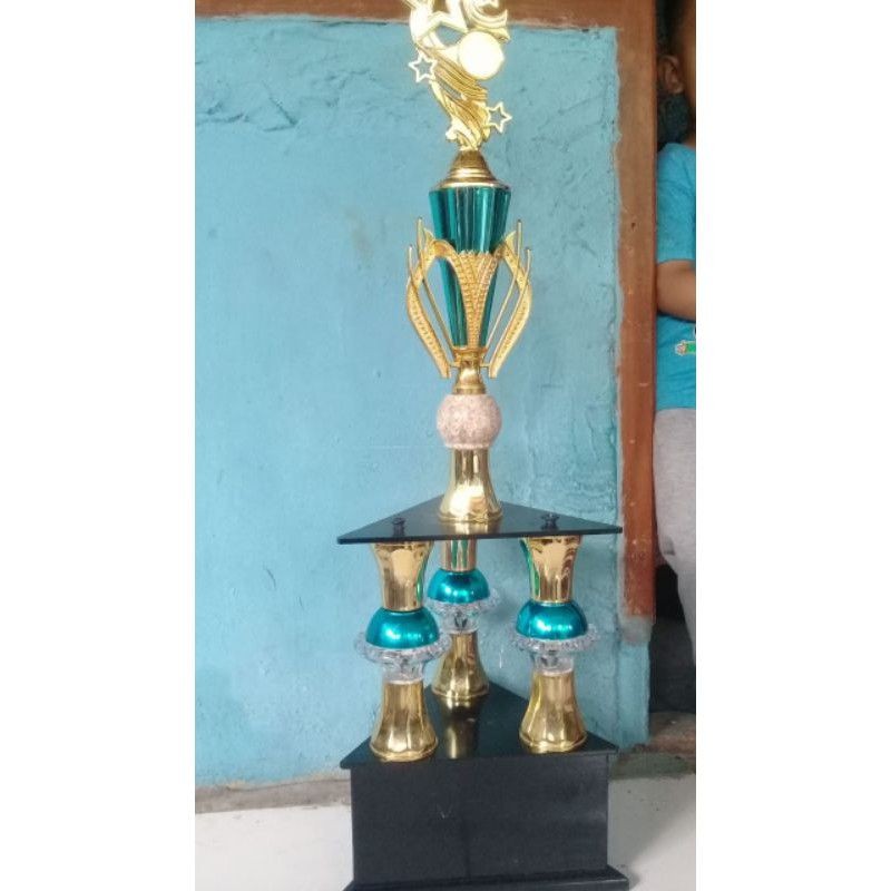 Jual Piala Trophy Kaki Dan Kaki Shopee Indonesia