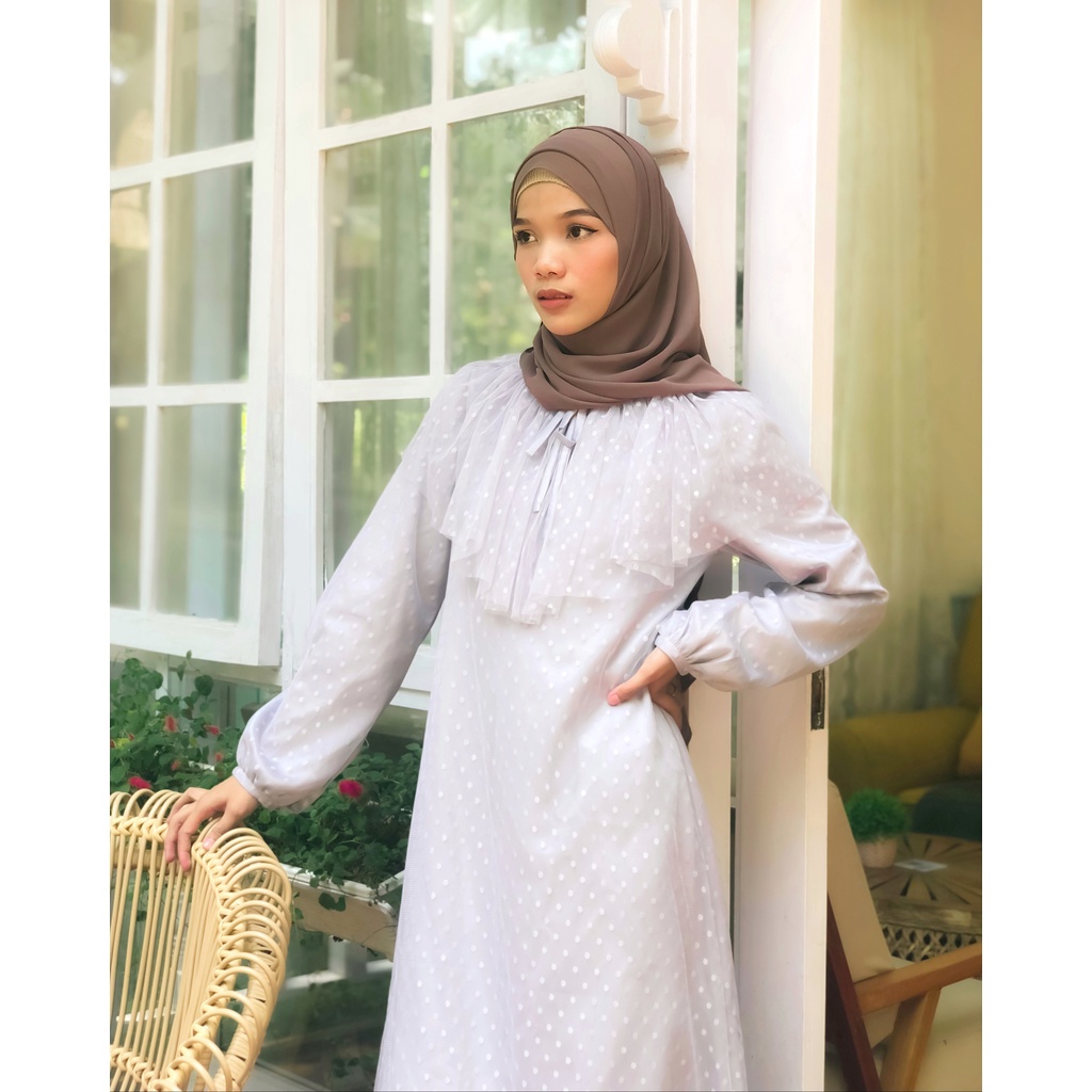 LIARA DRESS BYGIAGIO dress kondangan gaun akad simple gaun wedding pernikahan baju muslim putih gaun lamaran elegan pakaian wanita pesta elegan fashion korea dres lebaran cantik anggun mewah nyaman gaun vintage fashion dress bahan tulle dotty furing tebal