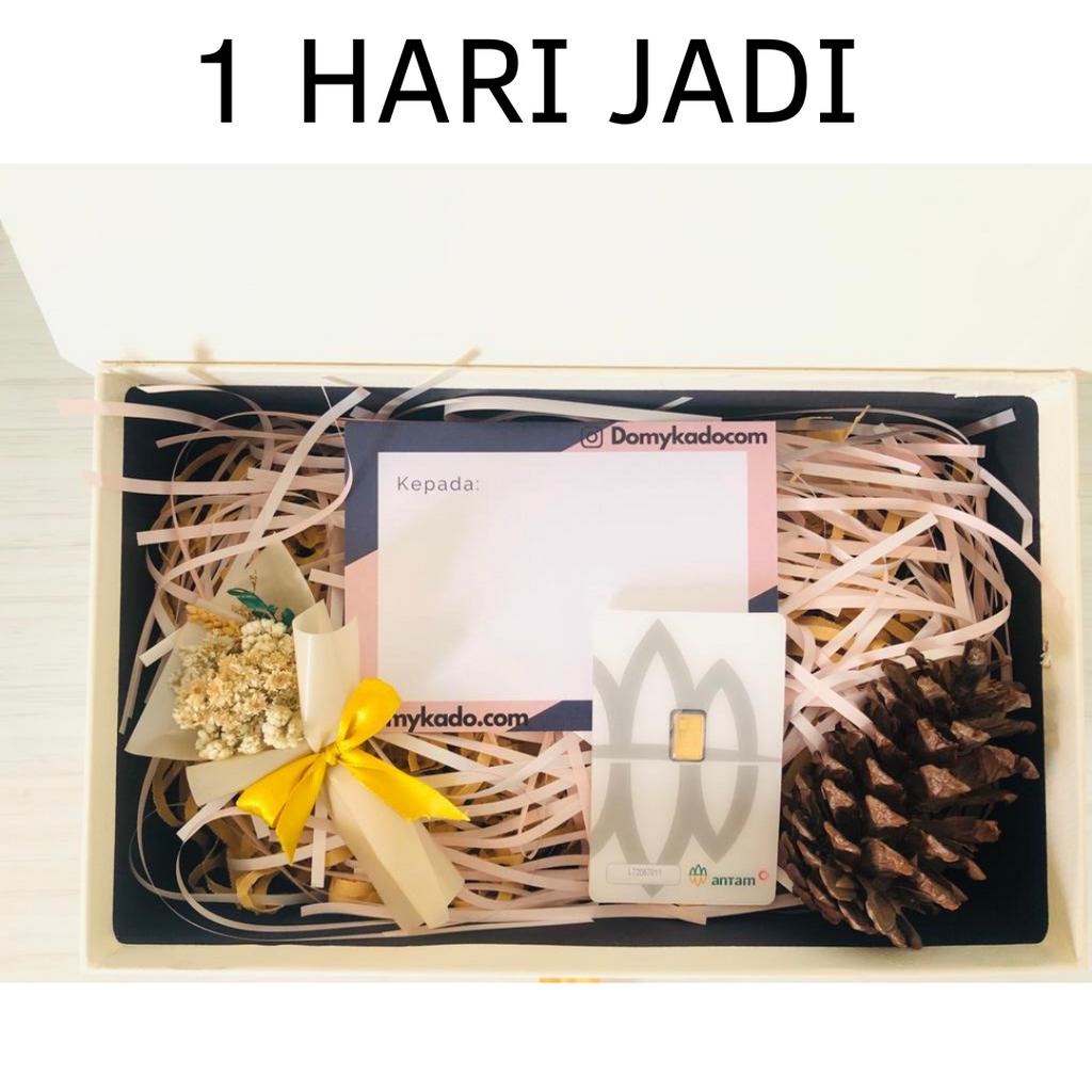 HAMPERS LM PLUS EMAS ANTAM 0,5 GRAM - 2 GRAM LOGAM MULIA, EMAS MULIA TERBARU