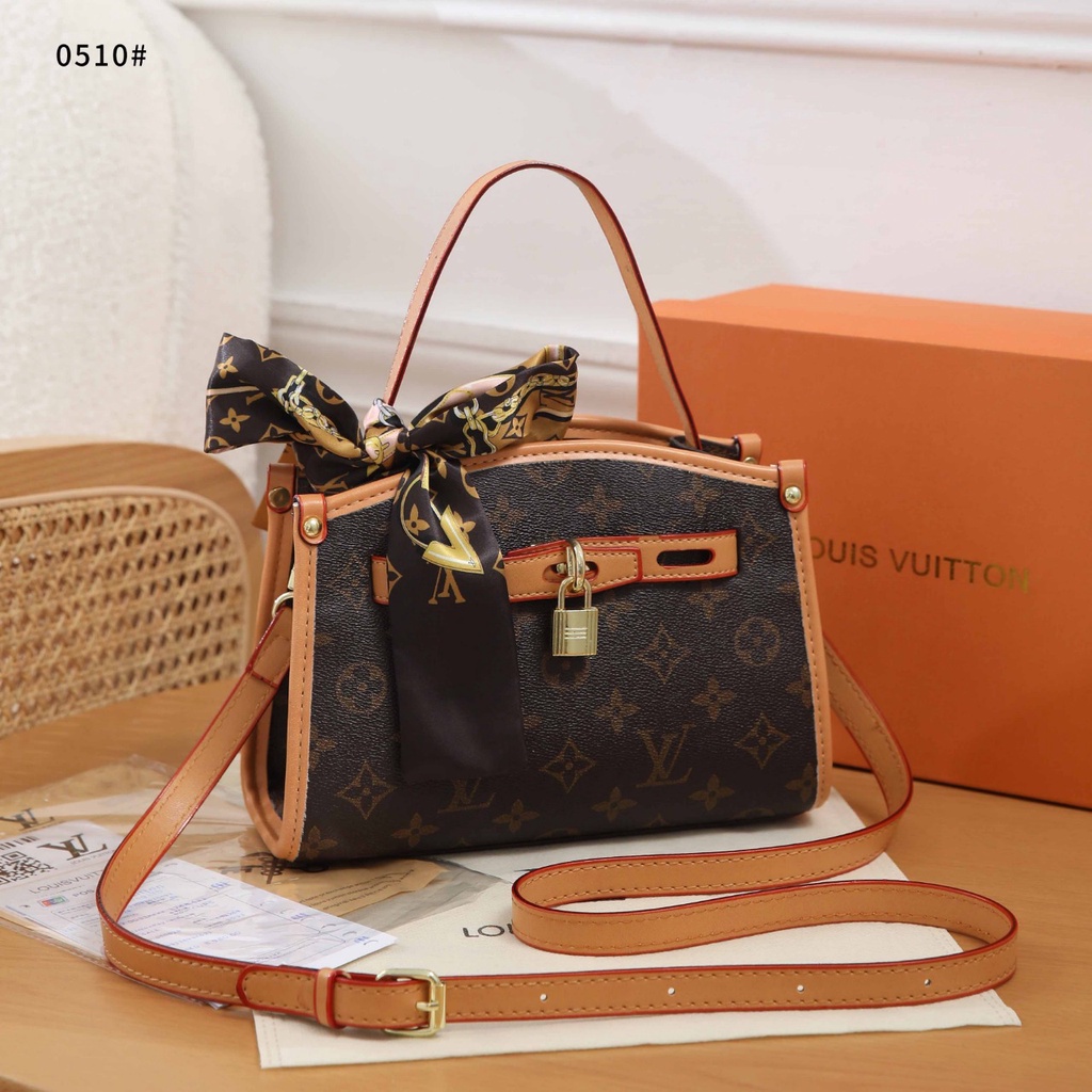 HandBag Shoulder Bag in Mono 0510