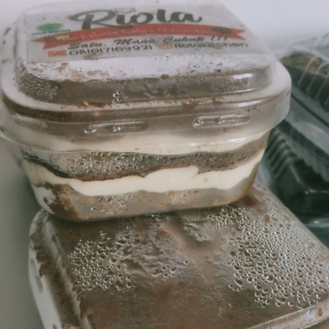 

Tiramisu Dessert Mini Cup min. 4 cup Halal MUI