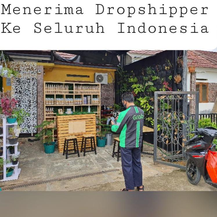 

DI8 ✡ Supplier Madu Sumbawa Asli Ukuran 500 Gram - Madu Odeng- Madu Sialang Riau - Agen dan Reseller