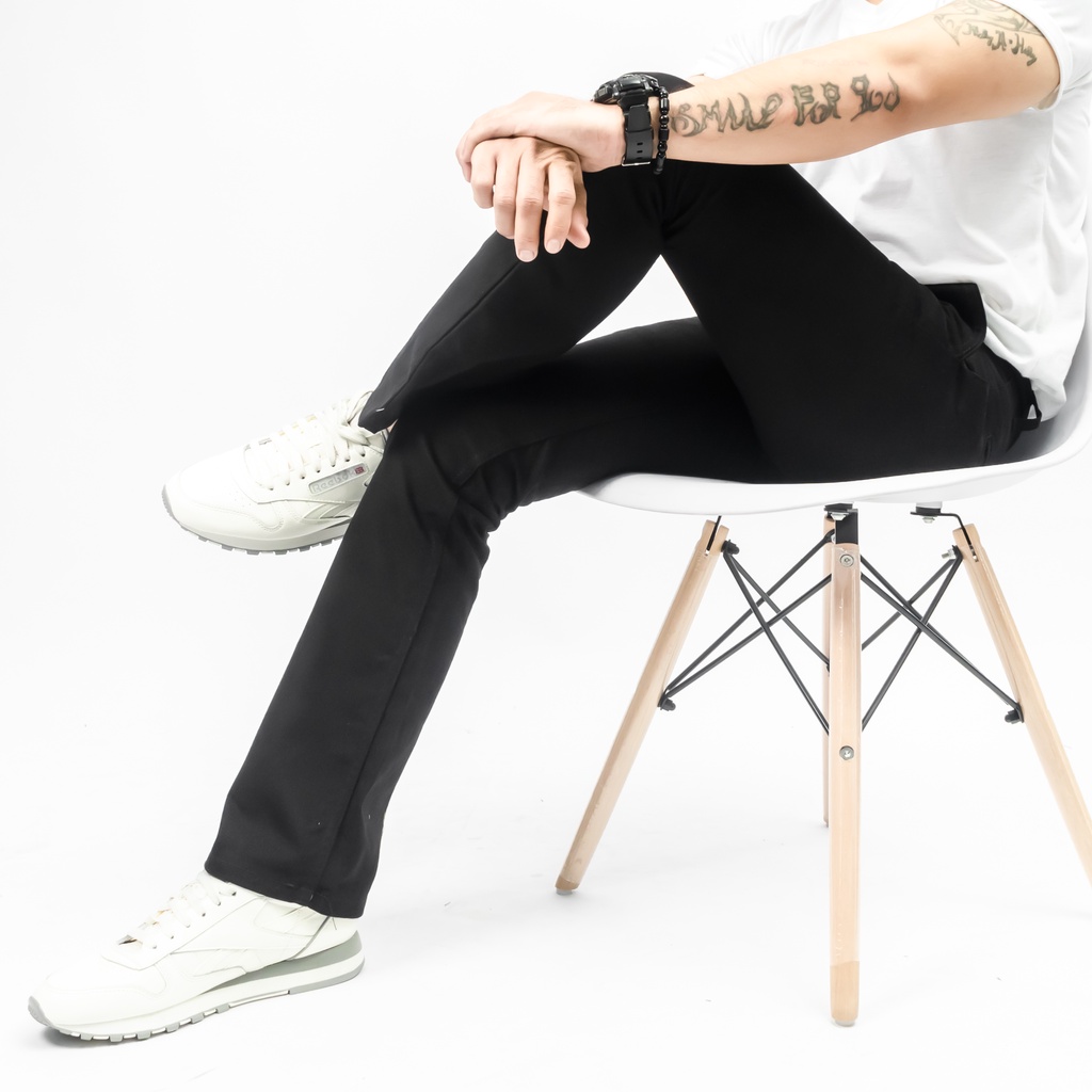 Gizmo Celana Chino Cutbray Hitam