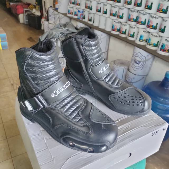 sepatu touring alpinestar