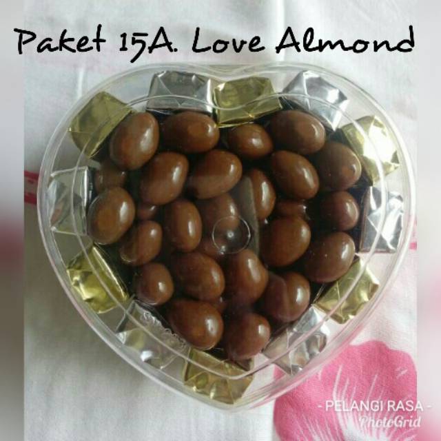 

Coklat love almond