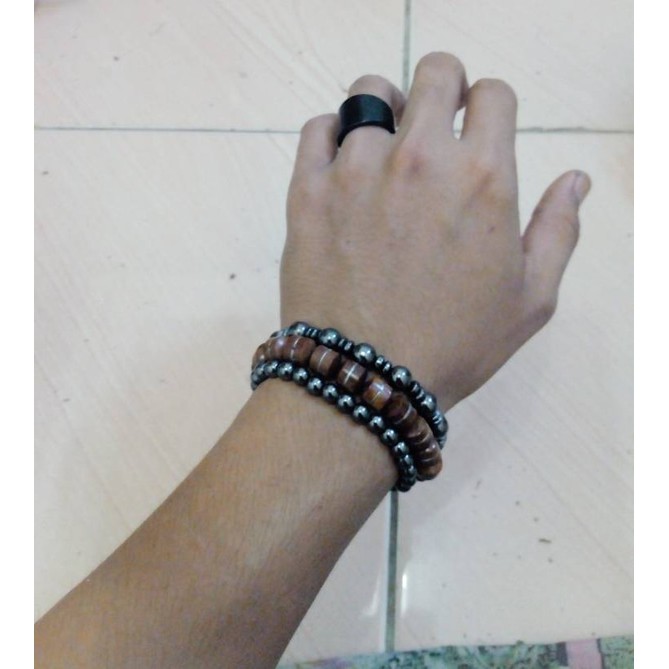 GELANG BATU BLUSTIN