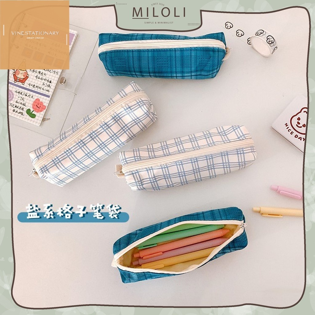 

Tempat Pensil Kotak-Kotak Plaid Pencil Case Korean Style - F0056/VINE STATIONARY
