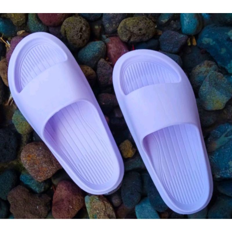 Sandal Wanita Karet Terbaik Bahan Elastis Ringan Model Slip On Slide