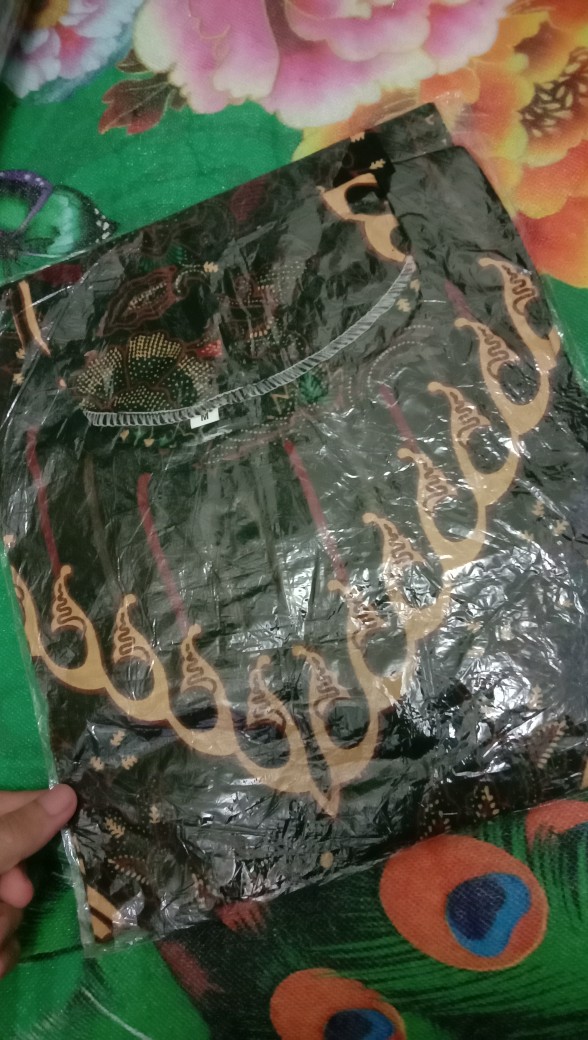 Batik Couple Keluarga Sania Ruffle Ori Ndoro Jowi Dnt Motif Kupu Kuning