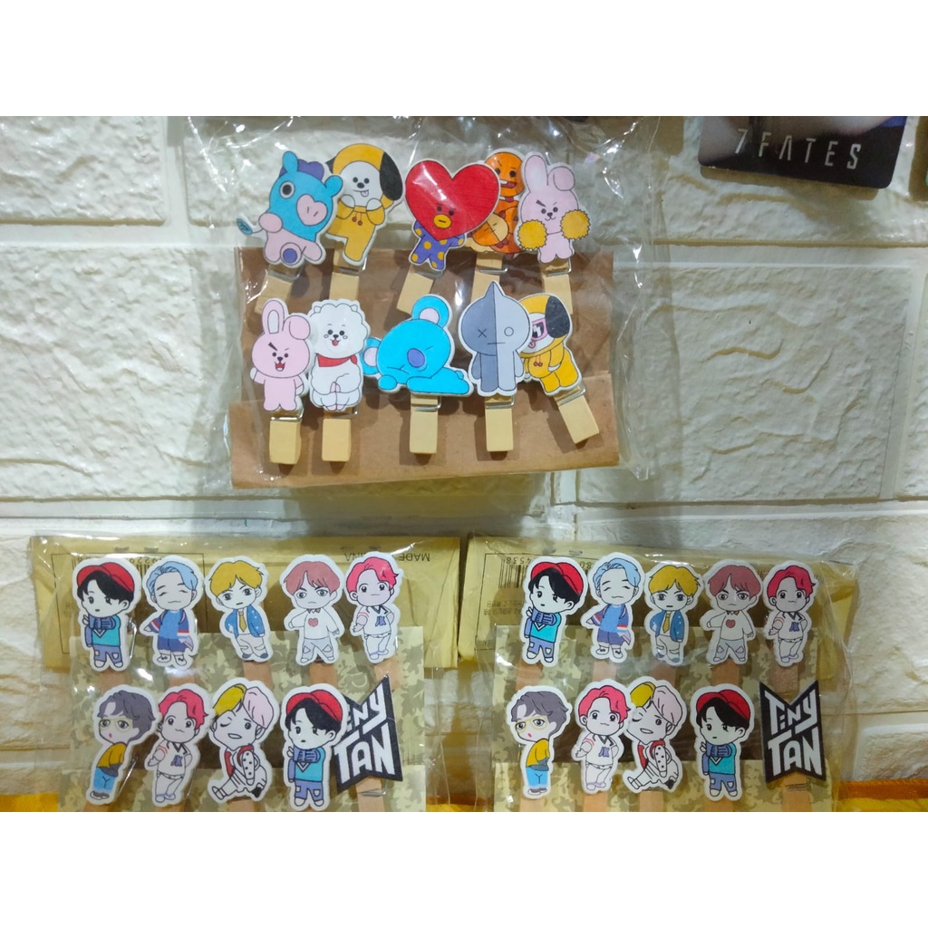 

Penjepit Kertas Kayu BTS BT21 / Jepitan Paper Clip Foto