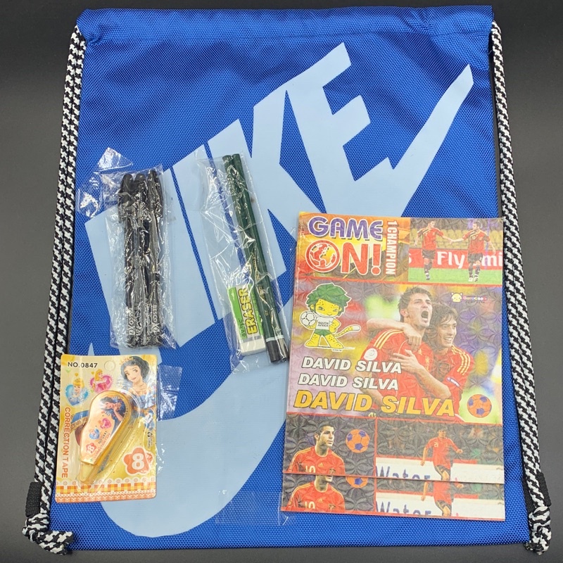 

Paket tas serut dan alat tulis