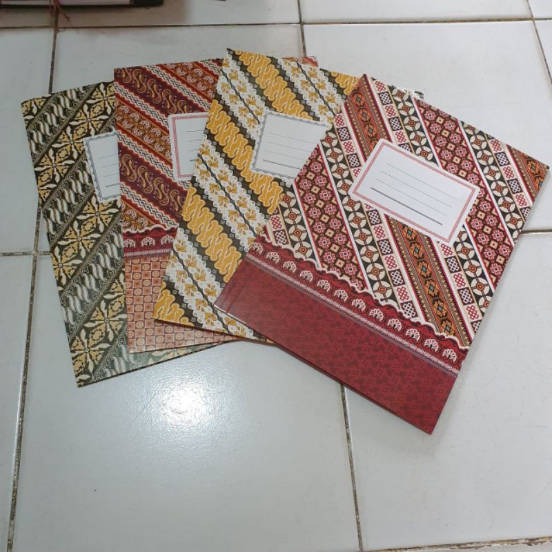 

Stopmap/ Map Kertas Batik per 10pcs