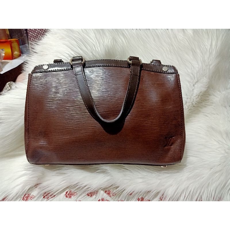 LV Brea epi leather mirror vvip