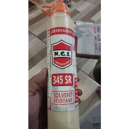 

Lem kayu alipatic NGL