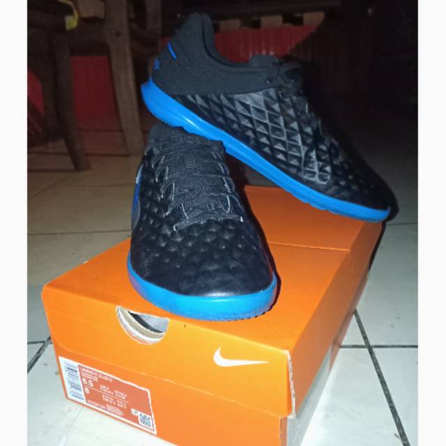 Nike Tiempo Legend 8 Club IC