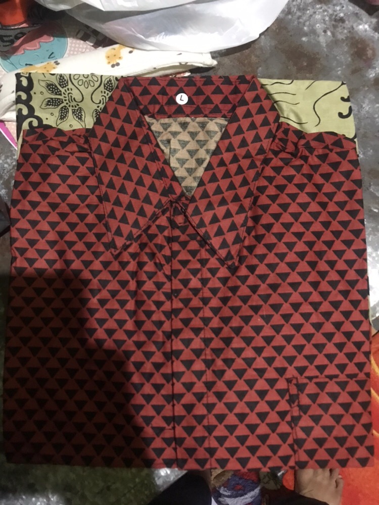 Hem Batik Pria Pendek Lawasan Sogan/pari Sulur/parang Black/merak Papua Ory Batiksandy