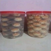 

Kue Kacang Toples 1 kg