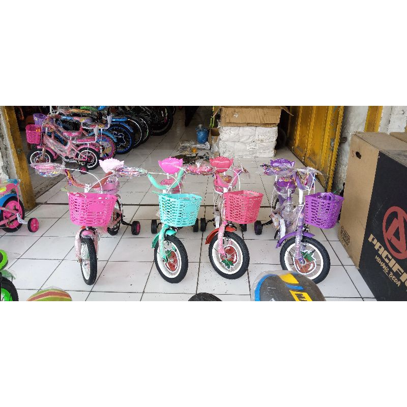 Sepeda anak 3-5tahun ban pompa