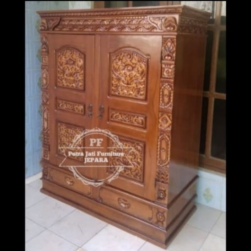 Lemari Almari pakaian model gebyok pendek pintu 2 kayu jati