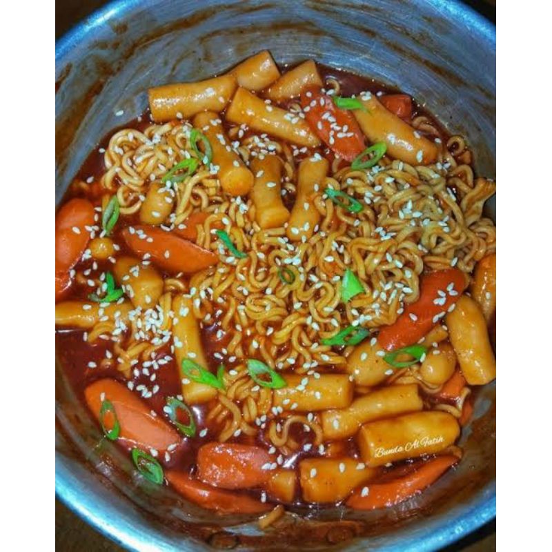 

Rabokki (Ramyeon tteokbokki) 라뽂이