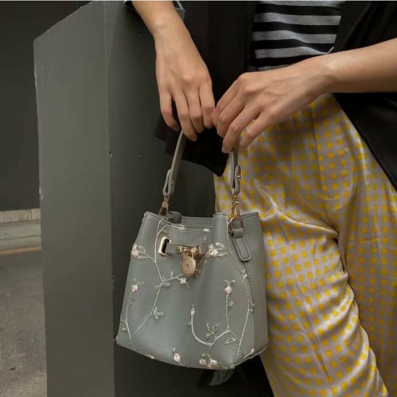 CLARYN BAG BY JIMSHONEY