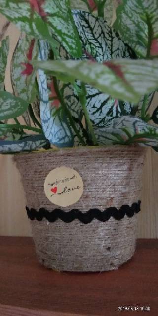 Stiker Label Bulat 2.5Cm Bahan Kertas Craft Natural Motif Tulisan Handmade with Love