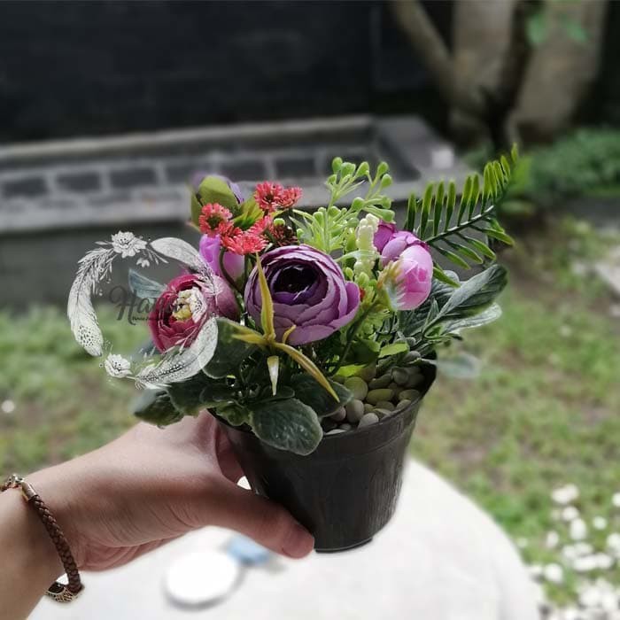 TERLARIS SET BUNGA PLASTIK MAWAR POT PLASTIK/ BUNGA MAWAR ARTIFICIAL BERKUALITAS