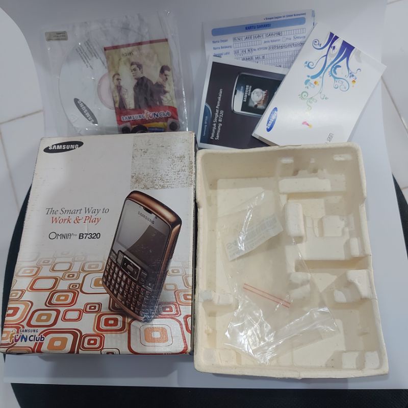 

kardus dusbook samsung omnia B7320