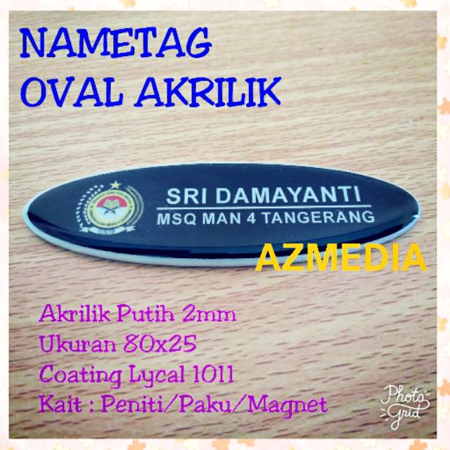 

Nametag Oval Akrilik