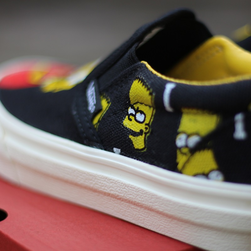 PROMO BEST QUALITY Sepatu Anak Vans Slip On The Simpsons Bart Lisa Black, Tapak Gum Outsole Anti Slip, Tag Made in China, Import Premium