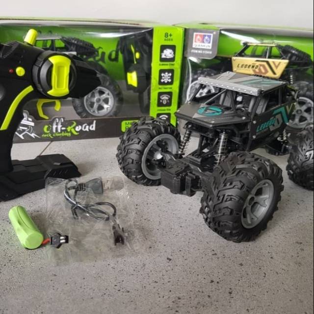 Mainan Remot Control Rock Crawler 4WD
