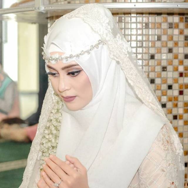 ayudwikharisma