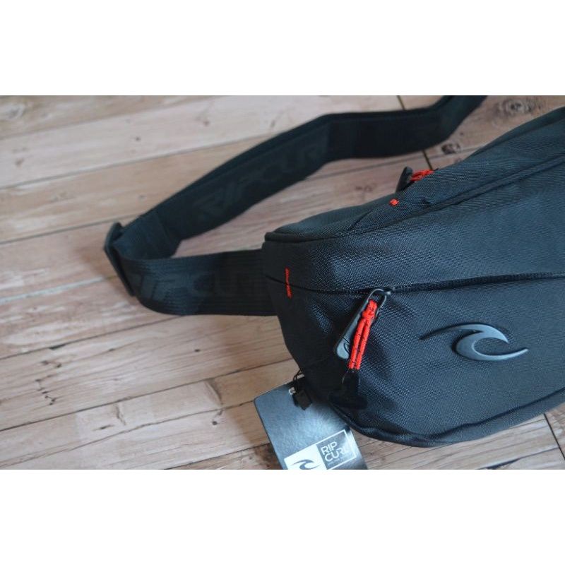 TAS RIPCURL TAS SELEMPANG RIPCURL WAISTBAG RIPCURL LOGO BESI