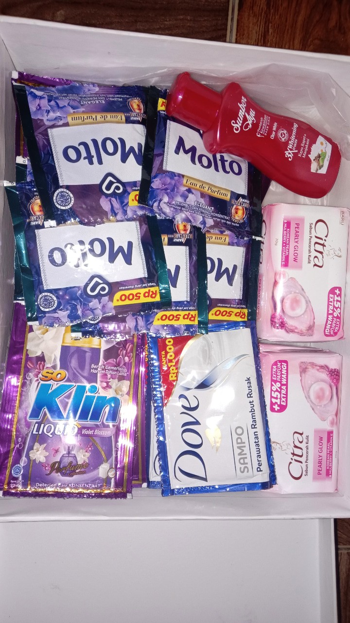 Rinso Anti Noda Powder Sachet / Rentengan ( 1 Renteng Isi 6 Sachet )