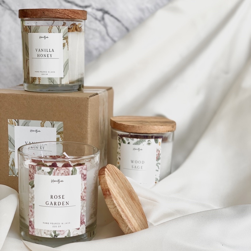 220gr SCENTED CANDLE 2 WICKS WITH LID BY MADAME BERDIN | Aromatherapy Candle with dried flower | Lilin aromaterapi besar dengan tutup kayu | Hampers HARI RAYA IDUL FITRI EID MUBARAK | HAMPERS LEBARAN