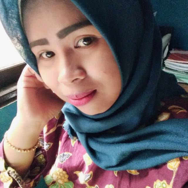 julia_anggraini_12345