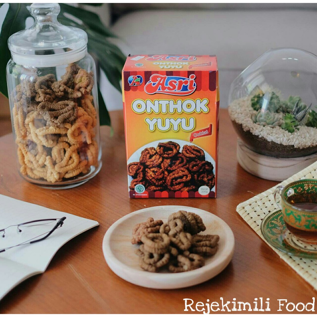 

Onthok Yuyu / Busa Kepiting "ASRI" Rasa Coklat Camilan Khas Malang