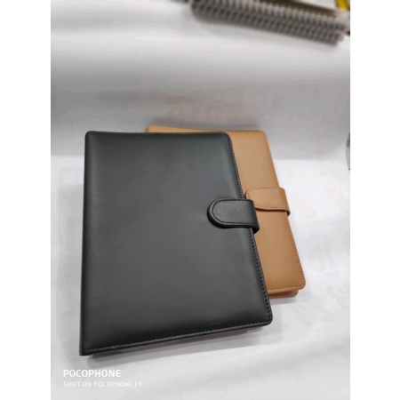 

BINDER KULIT POLOS BLACK 26 RING