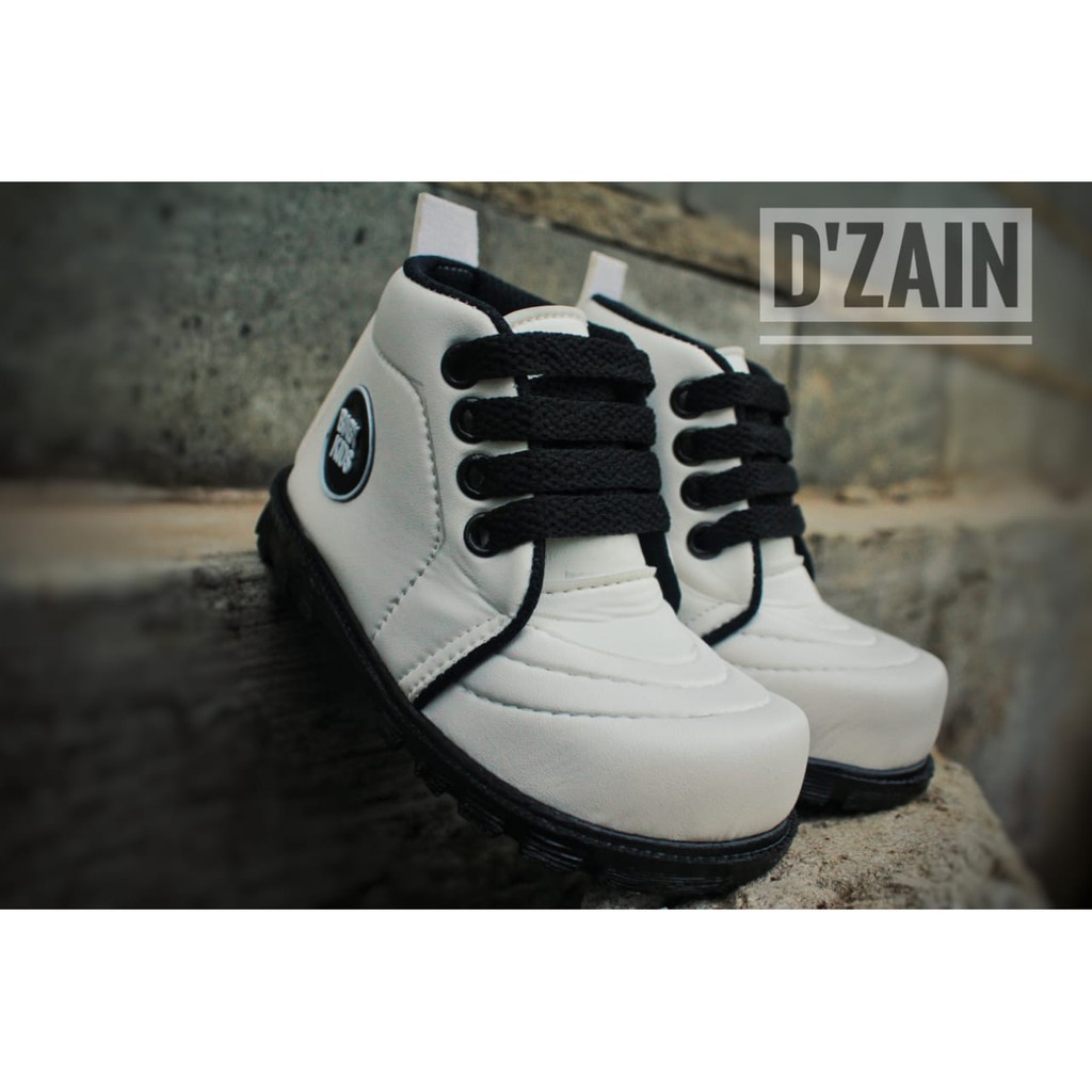 sepatu boot anak usia 1 s/d 5 tahun/sepatu balita/sepatu anak murah/sneaker anak