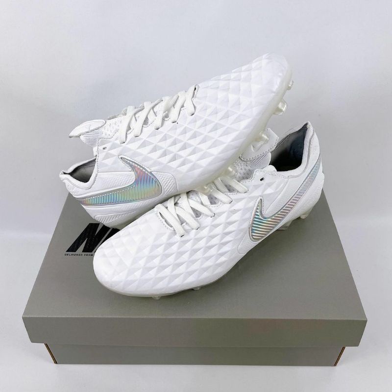 Sepatu Bola Nike Tiempo Legend 8 Elite White Chrome Silver FG