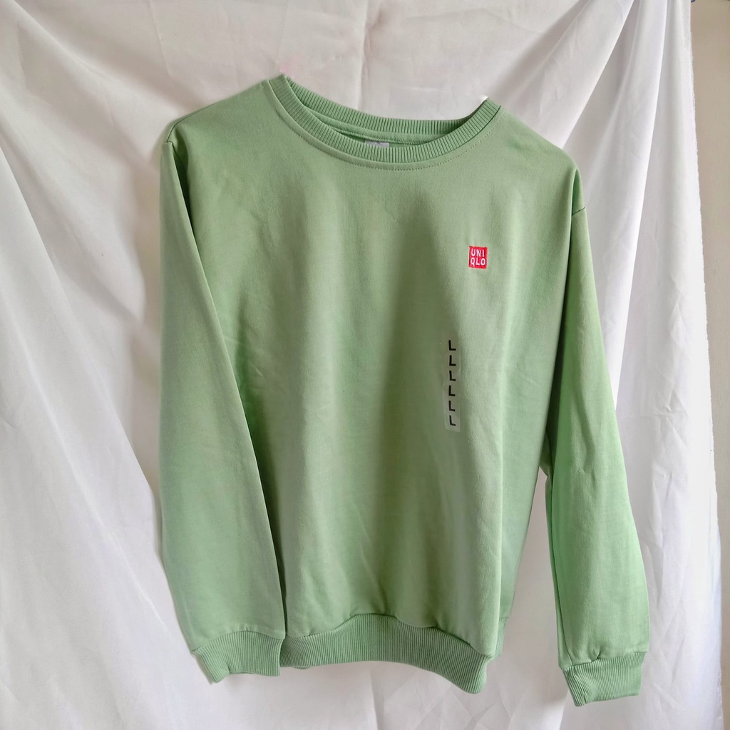 SETELAN UNIQLO/SET WANITA/ONESET OLAHRAGA